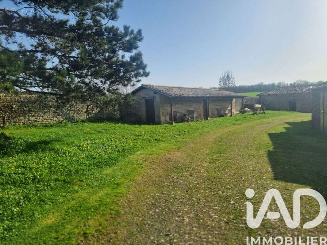 Photo 4 - Maison à MELLE