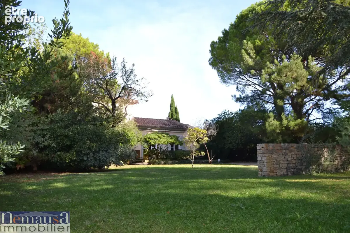 Tarascon, villa de 209m2 sur une parcelle de 2698m2 avec piscine - photo 23