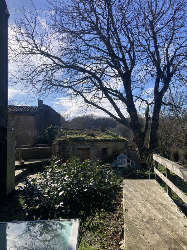 Maison à VILLARDEBELLE