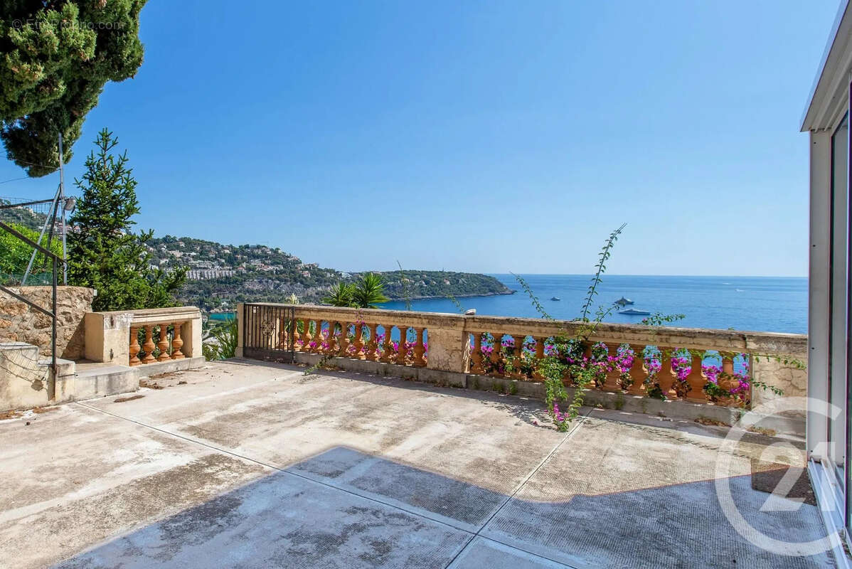 Autre à ROQUEBRUNE-CAP-MARTIN