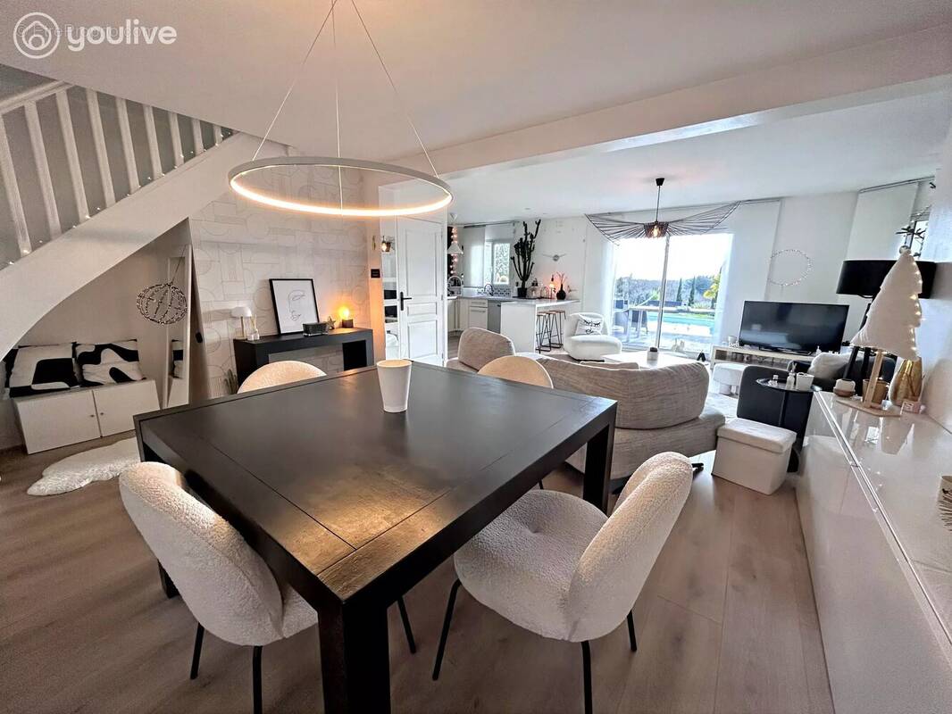 Maison à BEAULIEU-SUR-LAYON