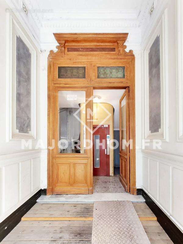 Appartement à MARSEILLE-6E