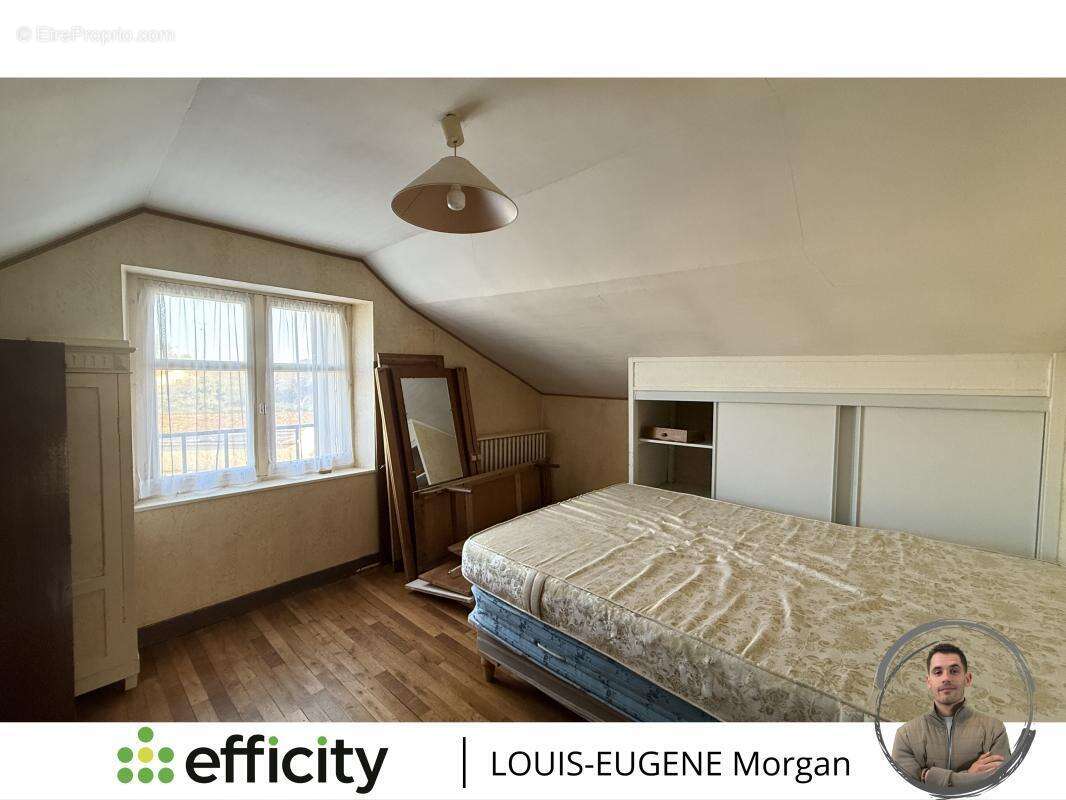 Maison à JAUNAY-CLAN