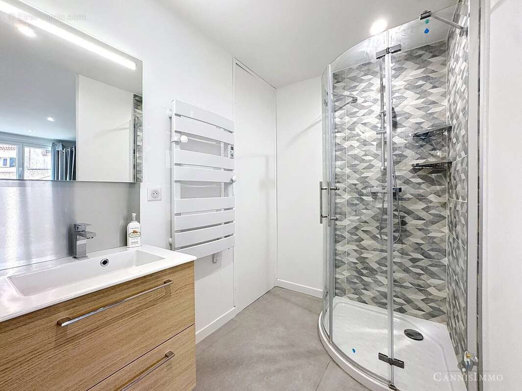 Maison à MANDELIEU-LA-NAPOULE