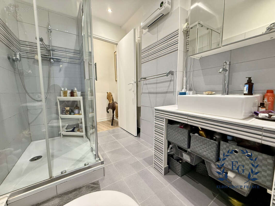 Appartement 40 m² à Marseille-7e  - photo 6