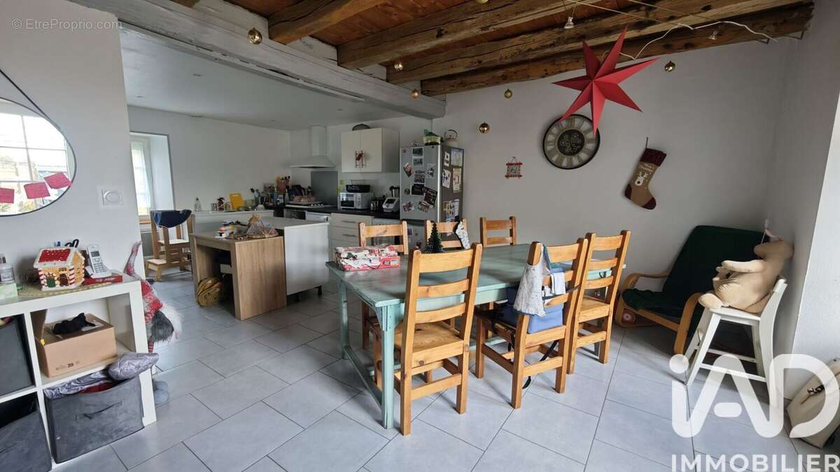 Photo 3 - Maison à SAINT-HILAIRE-DES-LOGES