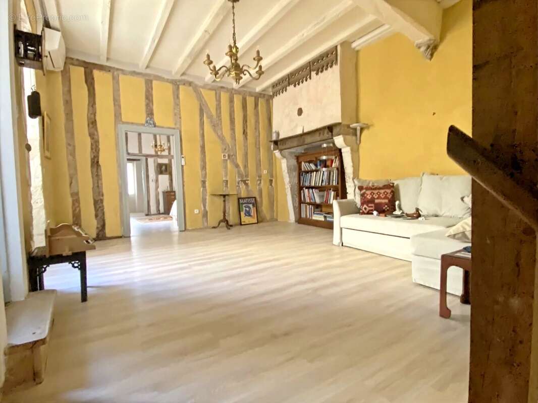 Maison à CASTILLONNES