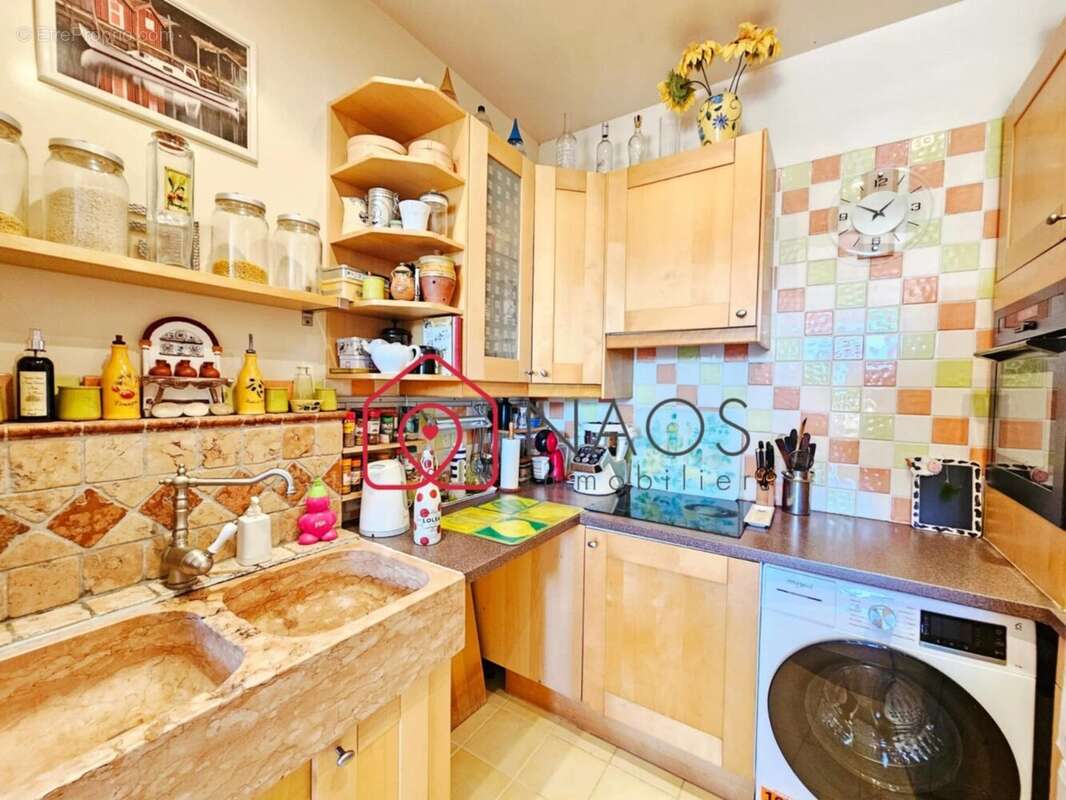 Appartement à LA CROIX-VALMER