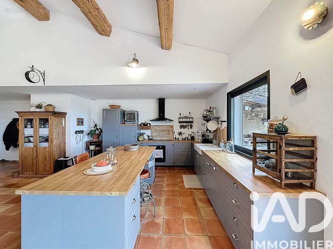 Photo 3 - Maison à BESSE-SUR-ISSOLE