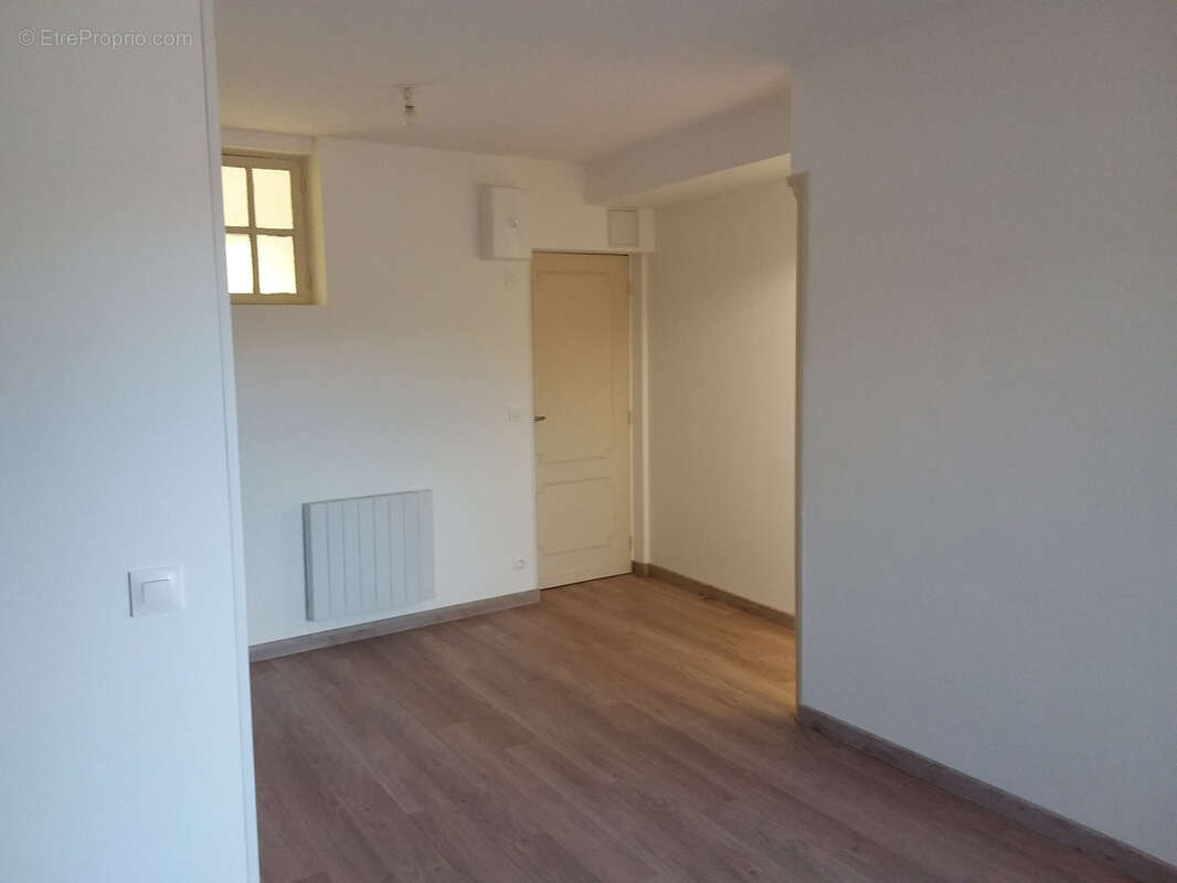 Libourne centre ville immeuble en pierre de 260m2 - photo 11