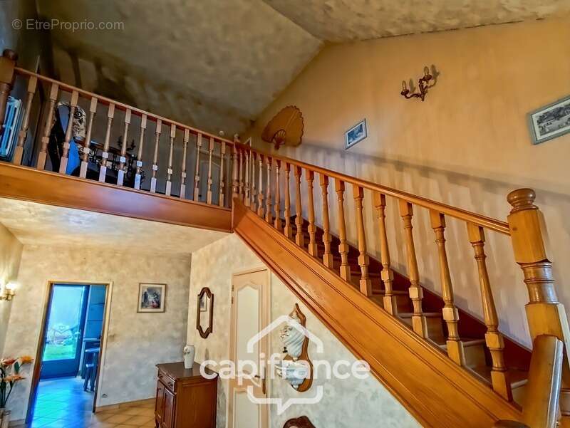 Maison à BESSE-SUR-BRAYE