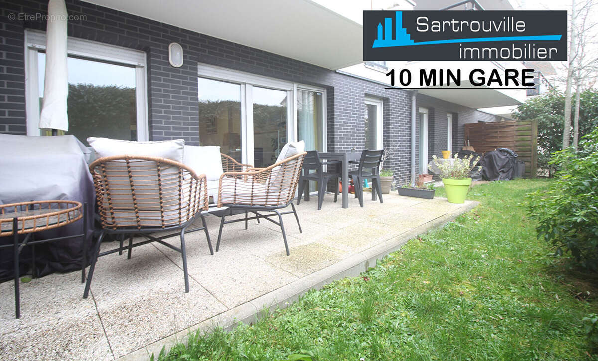 Appartement à SARTROUVILLE