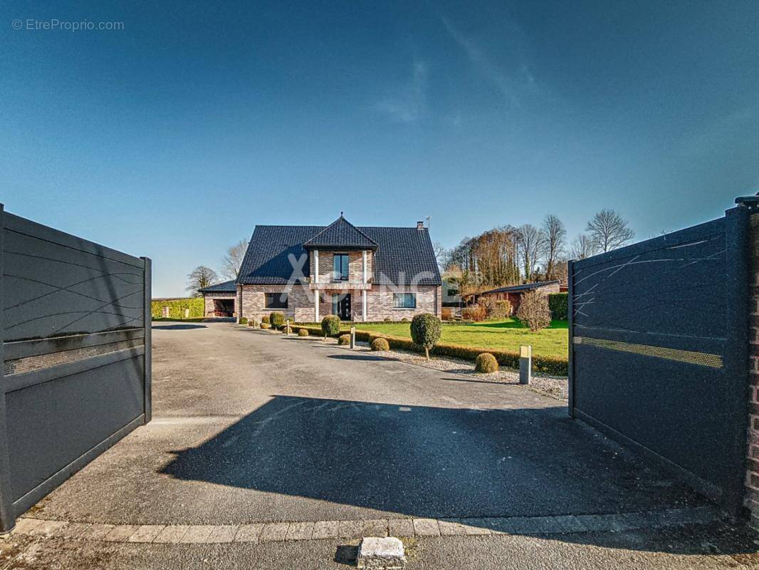 Maison à BEAUMETZ-LES-AIRE