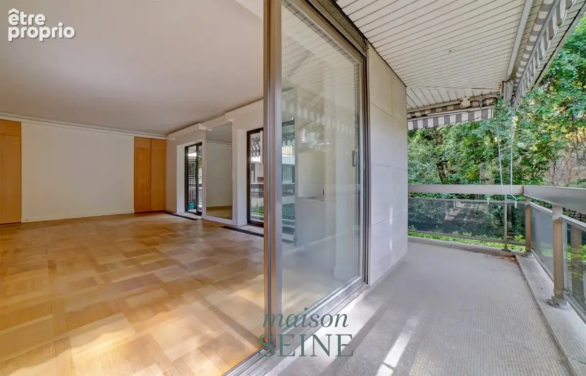 Appartement à NEUILLY-SUR-SEINE