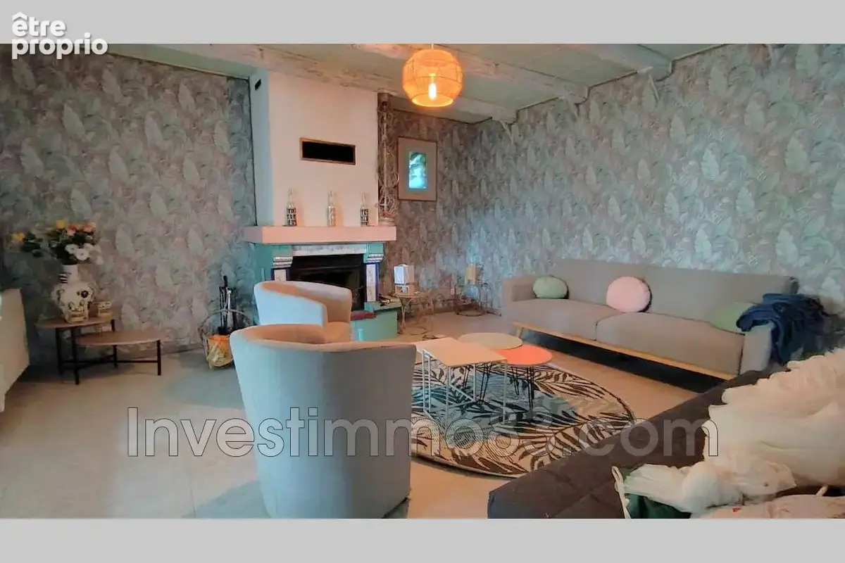Maison 6 pièces 166 m² à vendre à Sainte-Anastasie-Sur-Issole (83136) - photo 2
