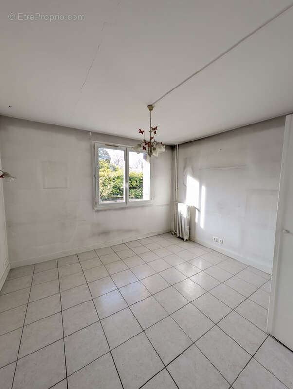 Appartement à LA FERTE-ALAIS