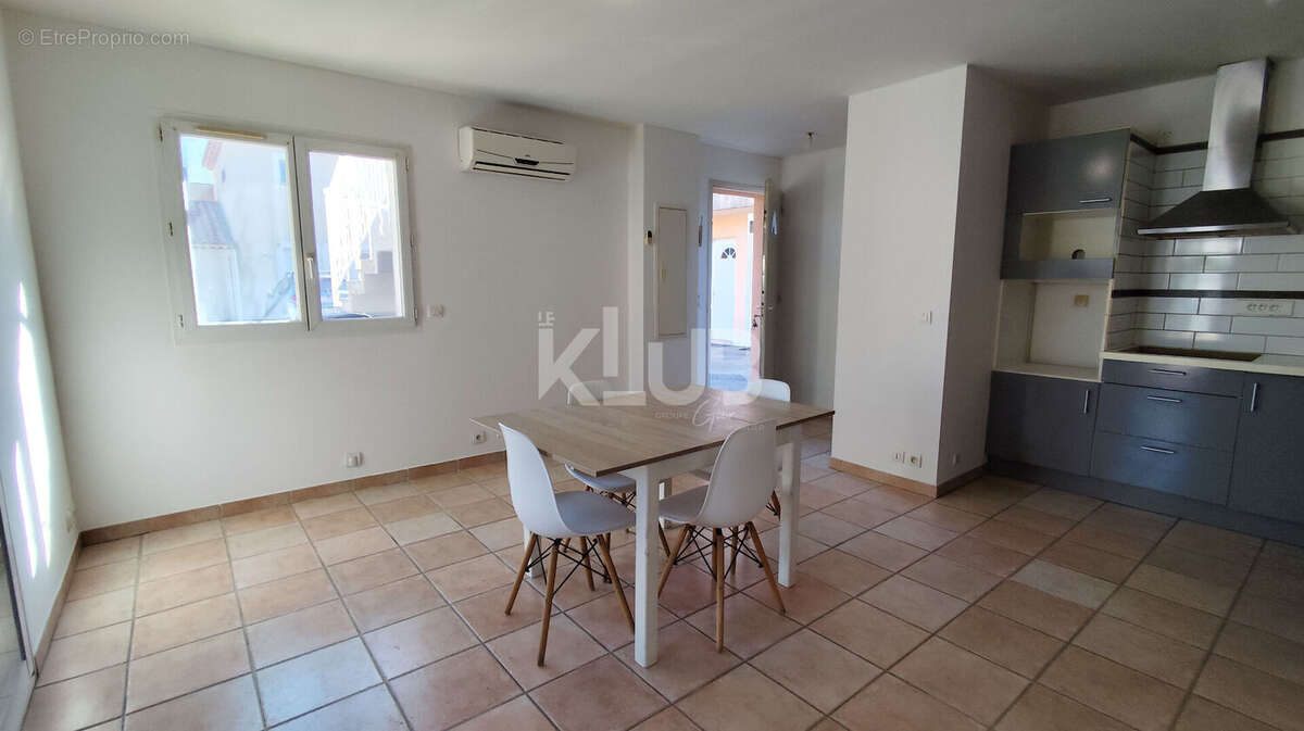 Appartement à ROGNAC