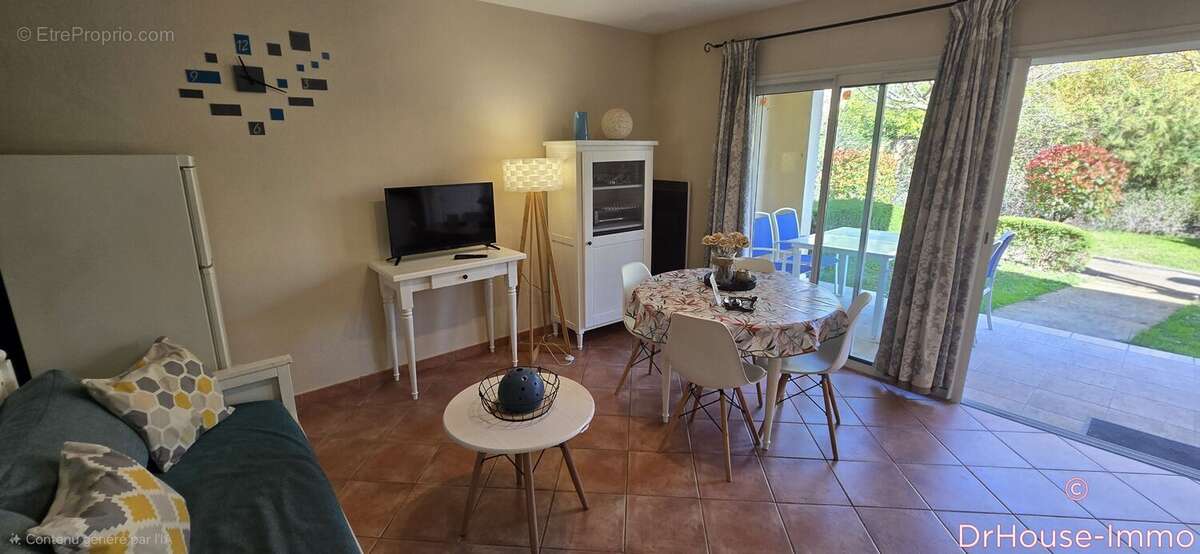 Appartement à GREOUX-LES-BAINS