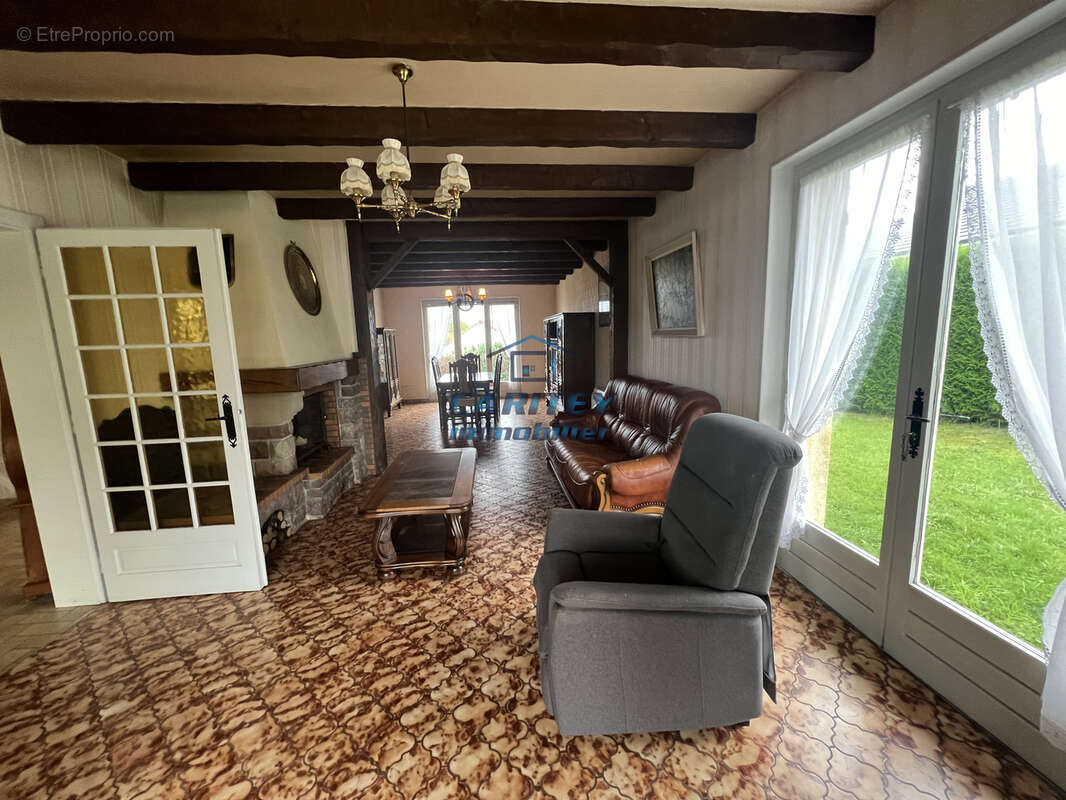 Maison à LUXEUIL-LES-BAINS