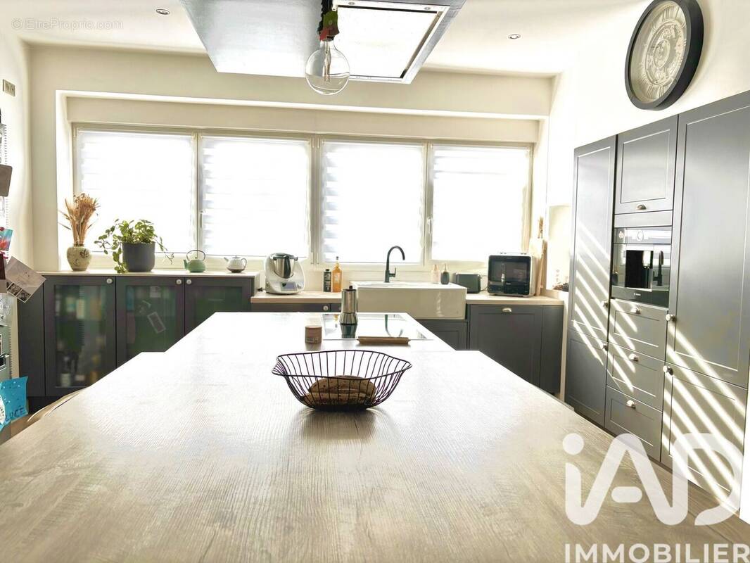 Photo 1 - Maison à MONTOIS-LA-MONTAGNE