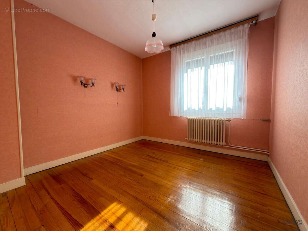 Maison à CONFLANS-EN-JARNISY