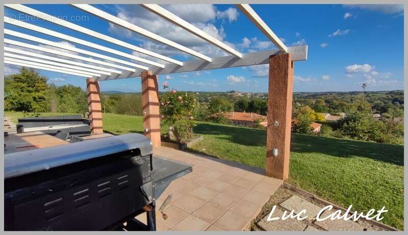 Maison à MONCLAR-DE-QUERCY