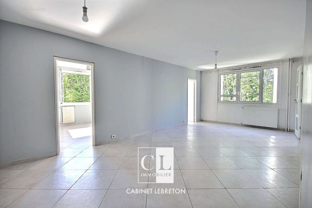 Appartement à MARSEILLE-10E