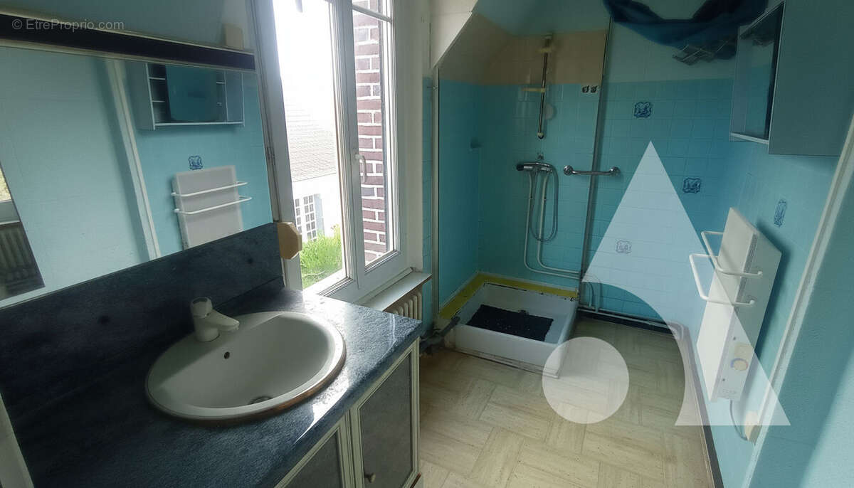 Maison à SAINTE-SAVINE