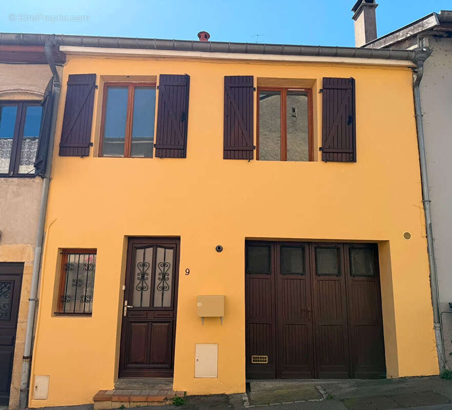 Maison à GONDREVILLE
