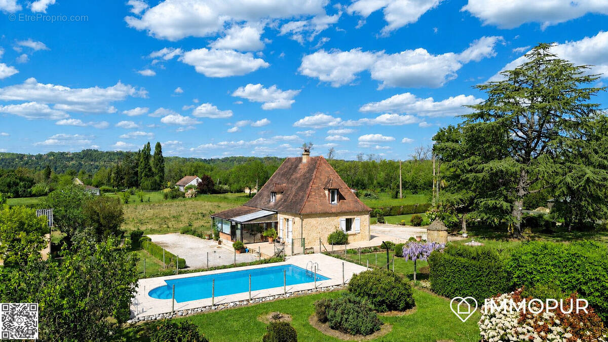 Propriété 1.1 hectare - Maison à CALES