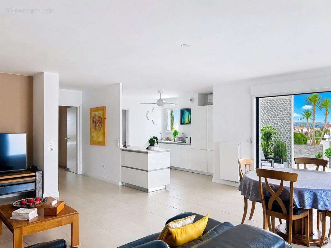 Appartement - photo 2