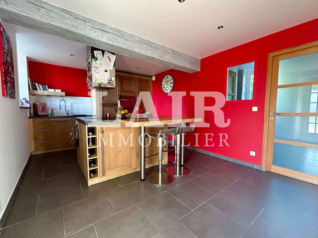 Maison à LE MELE-SUR-SARTHE