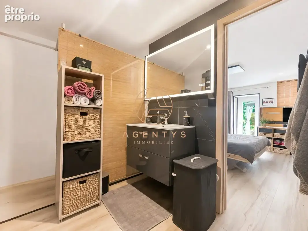 Maison 8 pièces 220 m² à vendre à Emerainville (77184) - photo 9