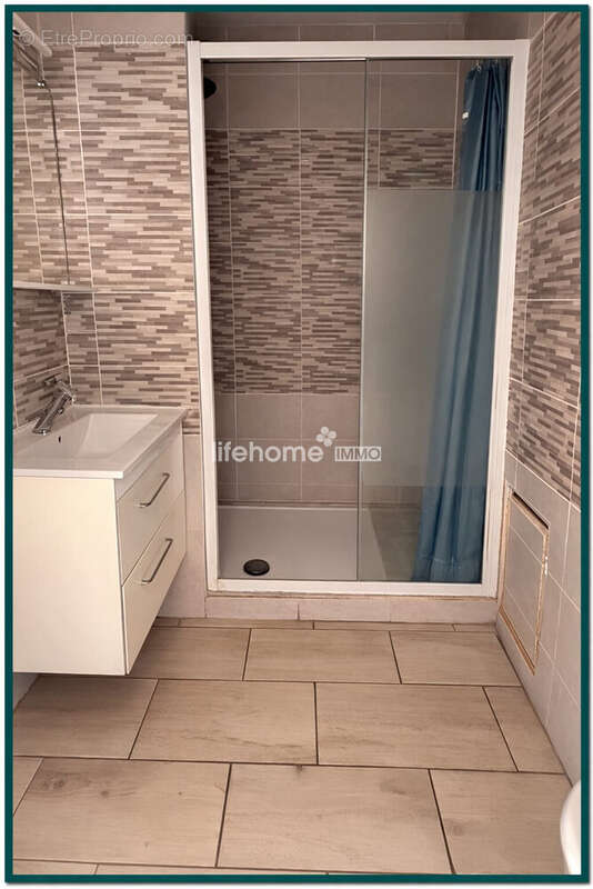 Appartement 40 m² à Nimes  - photo 8