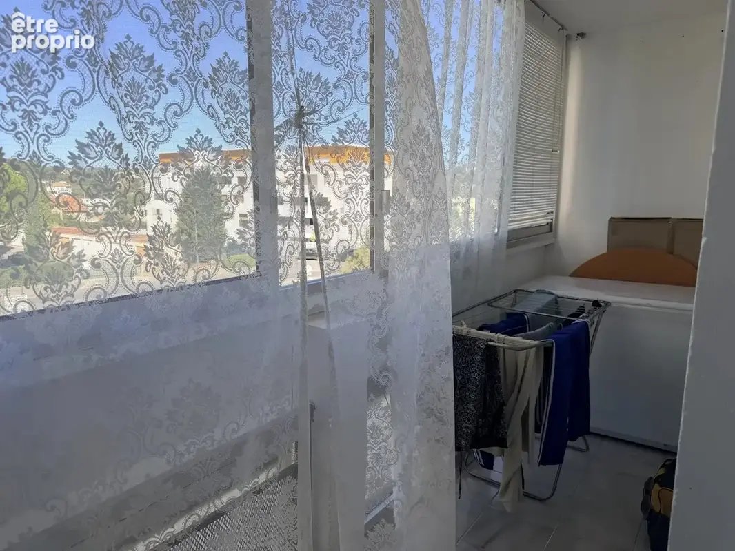 T4/5 de 83m² / Résidence Val pins 13015 - photo 7