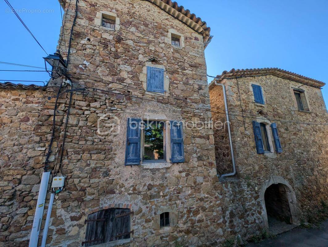 Maison à SAINT-JEAN-DU-PIN