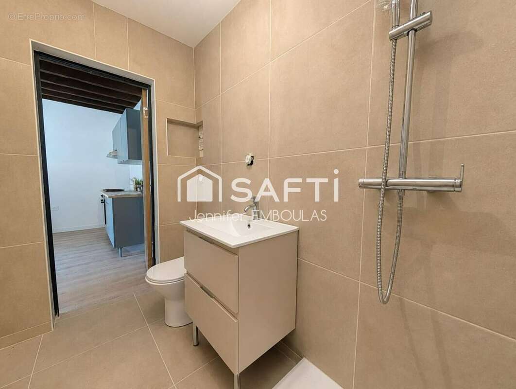 Maison 40 m² à Leognan  - photo 3