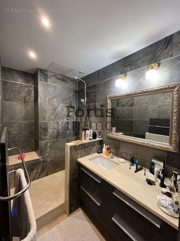 Appartement à VERSAILLES