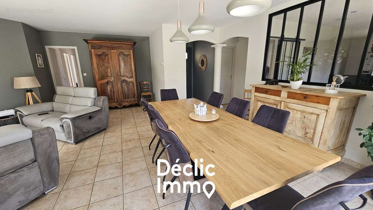 Maison à AIFFRES