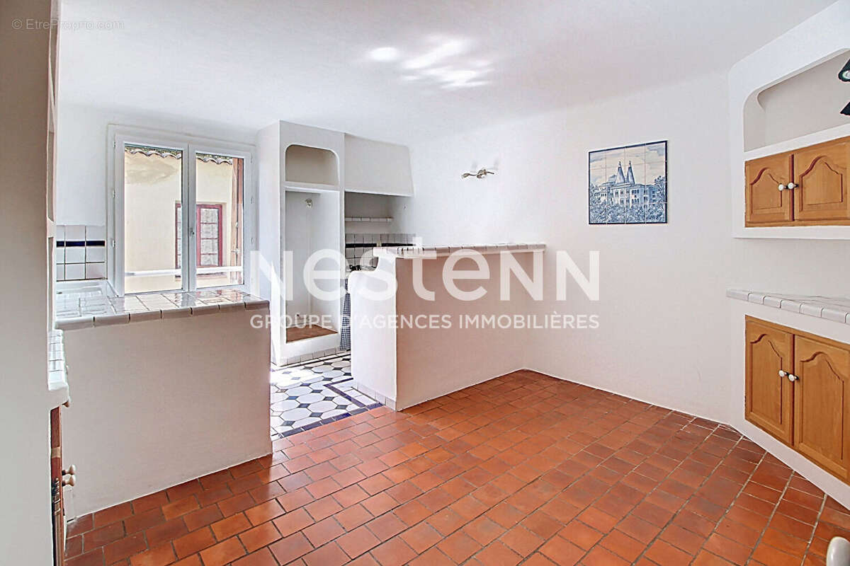 Appartement à SALERNES