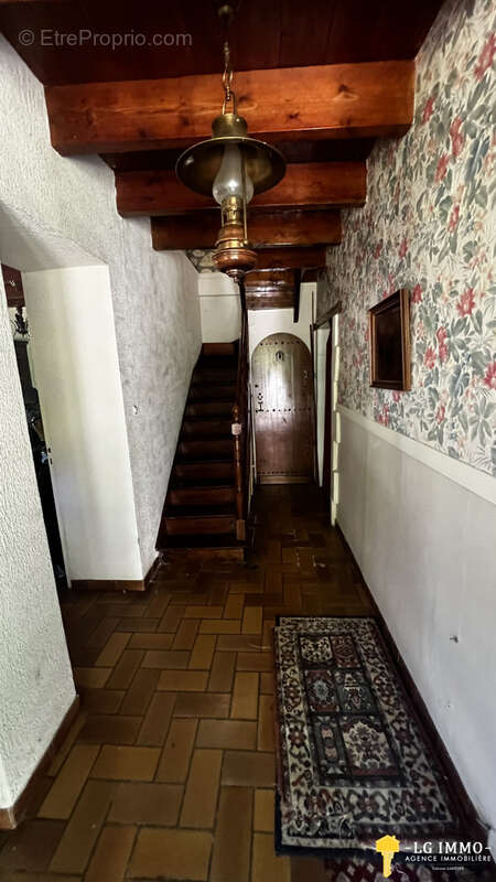 Maison à COURPIGNAC
