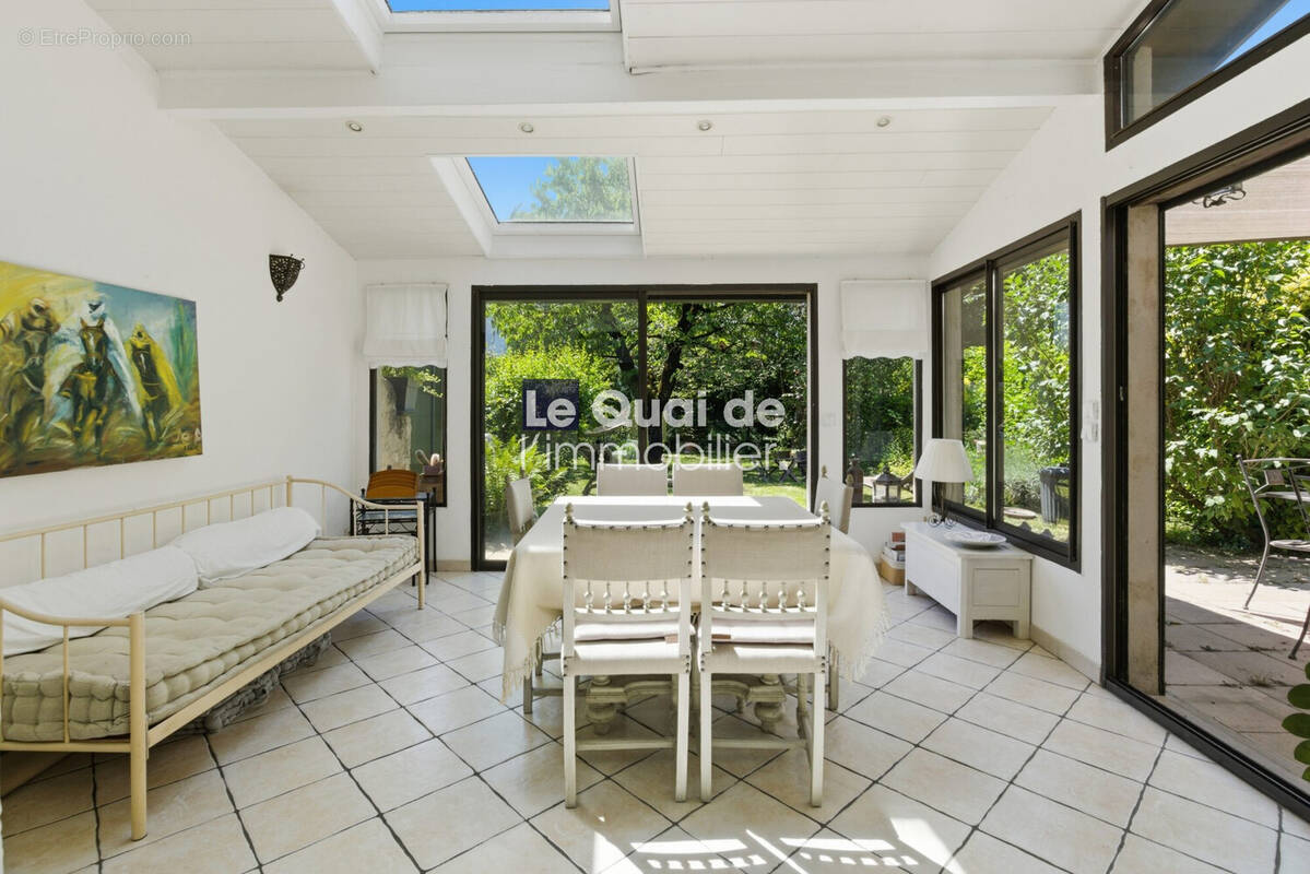 Maison à FONTANIL-CORNILLON