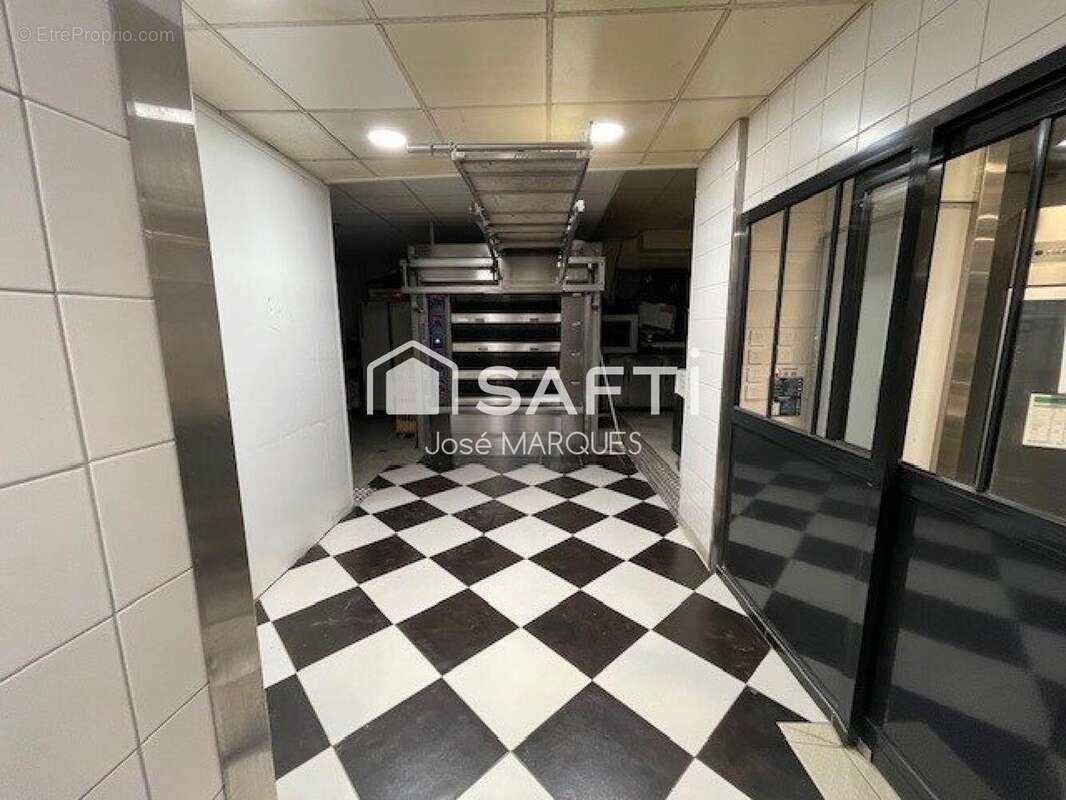 Photo 4 - Commerce à PITHIVIERS