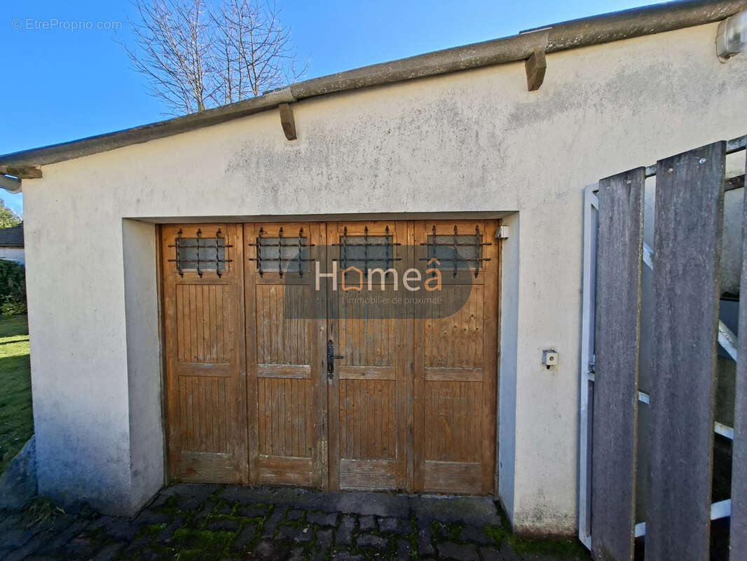 Maison à LINTOT-LES-BOIS