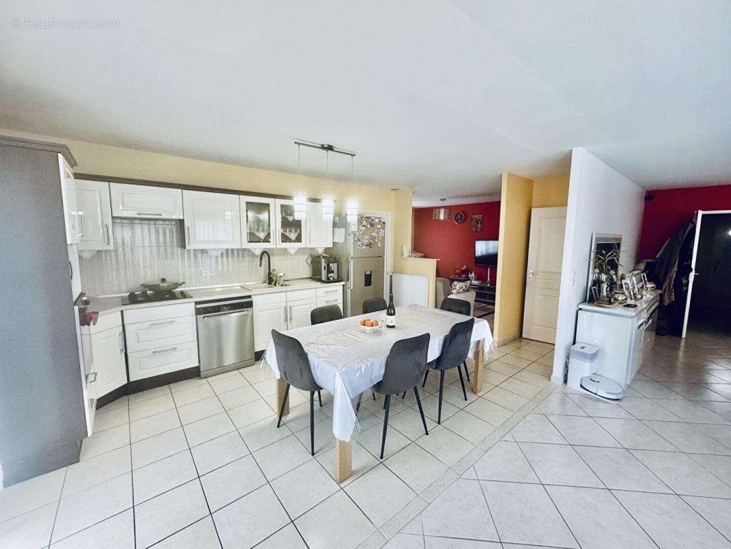 Maison à MORTAGNE-SUR-SEVRE