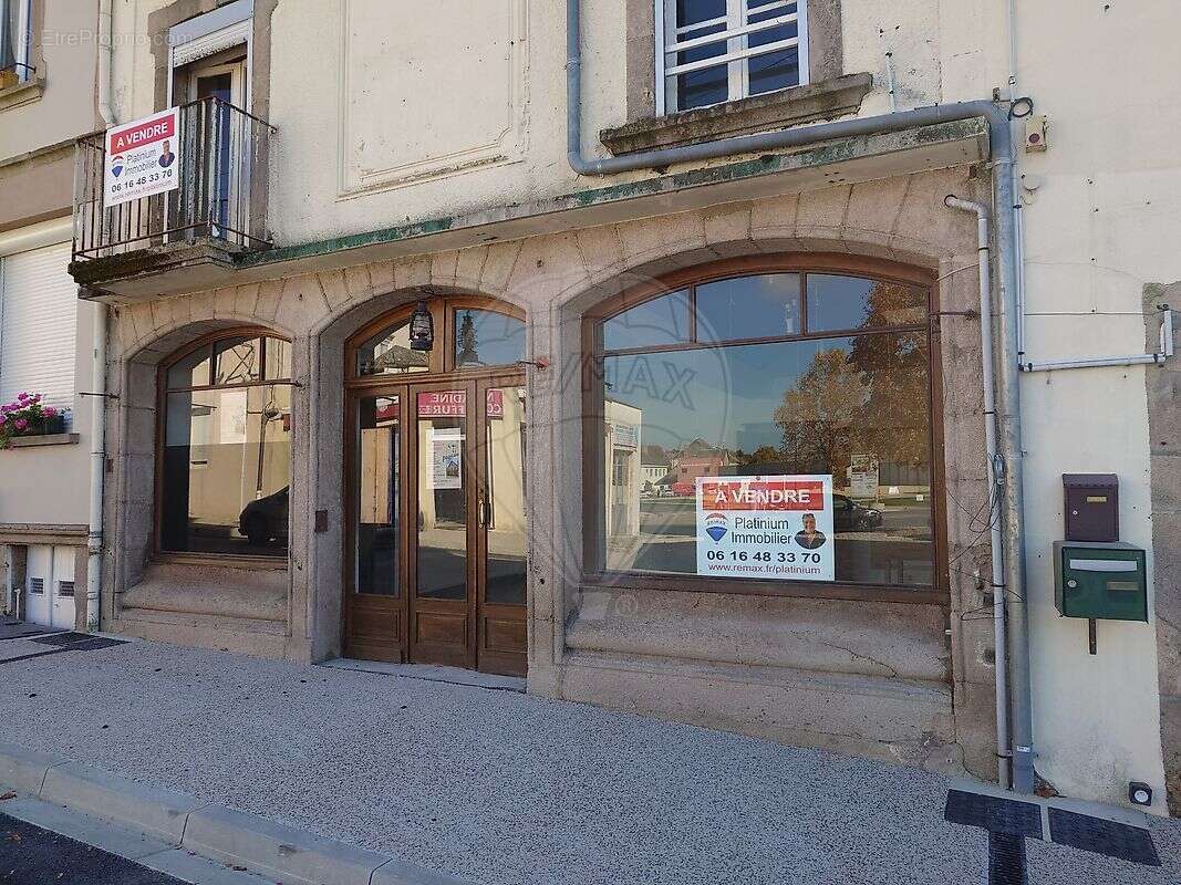 Maison à LUZY