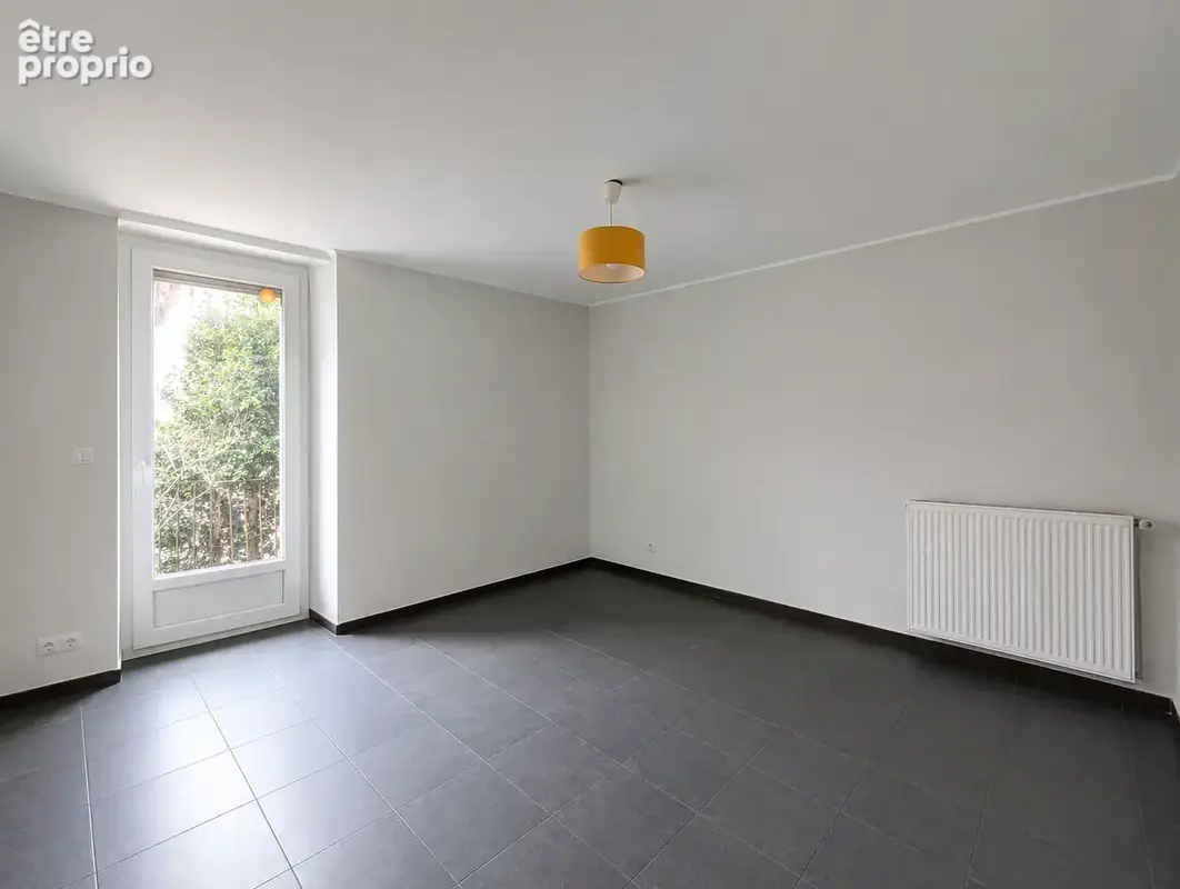Secteur Sonnaz ancienne ferme rénovée d'environ 242 m2 avec un T2 indépendant - photo 29
