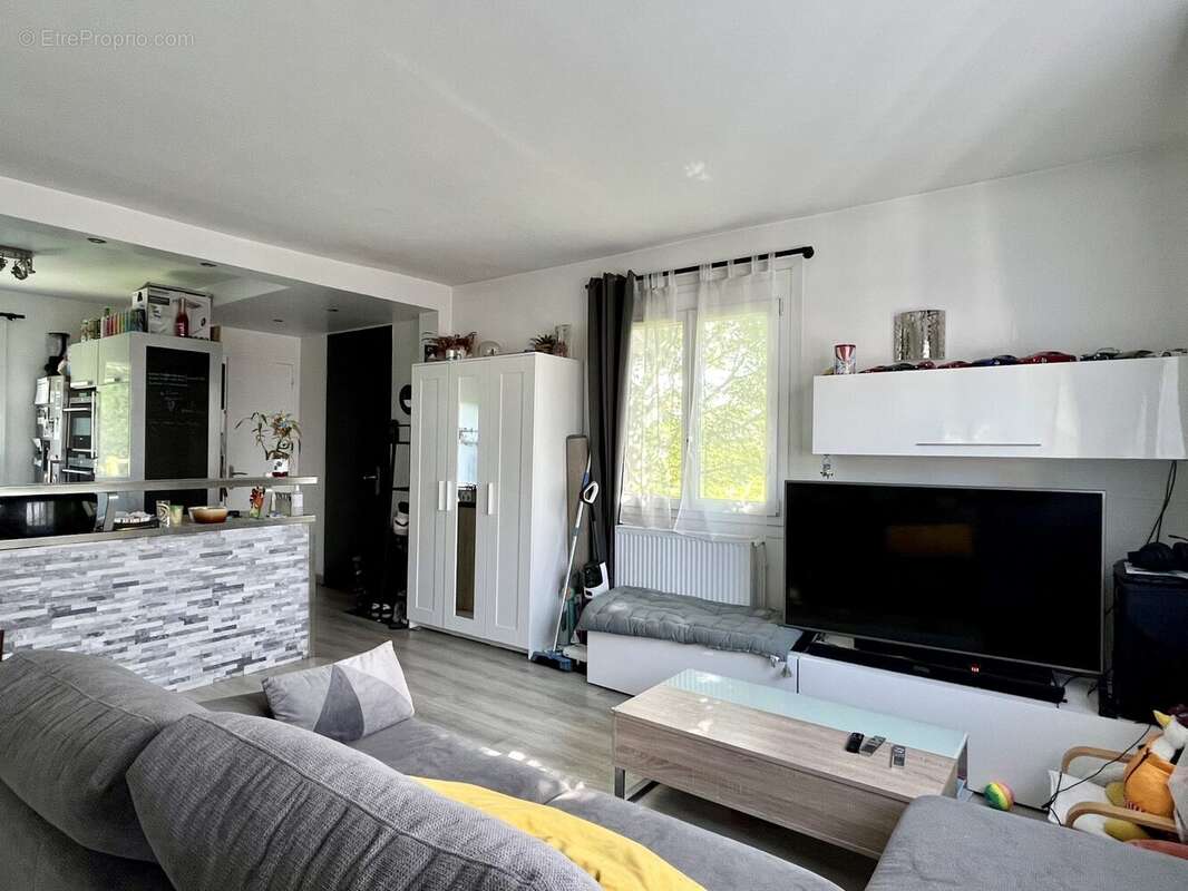 Maison à MONTLIGNON