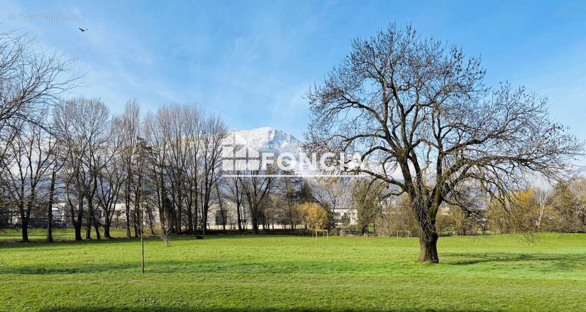 Appartement 84 m² à Eybens  - photo 4