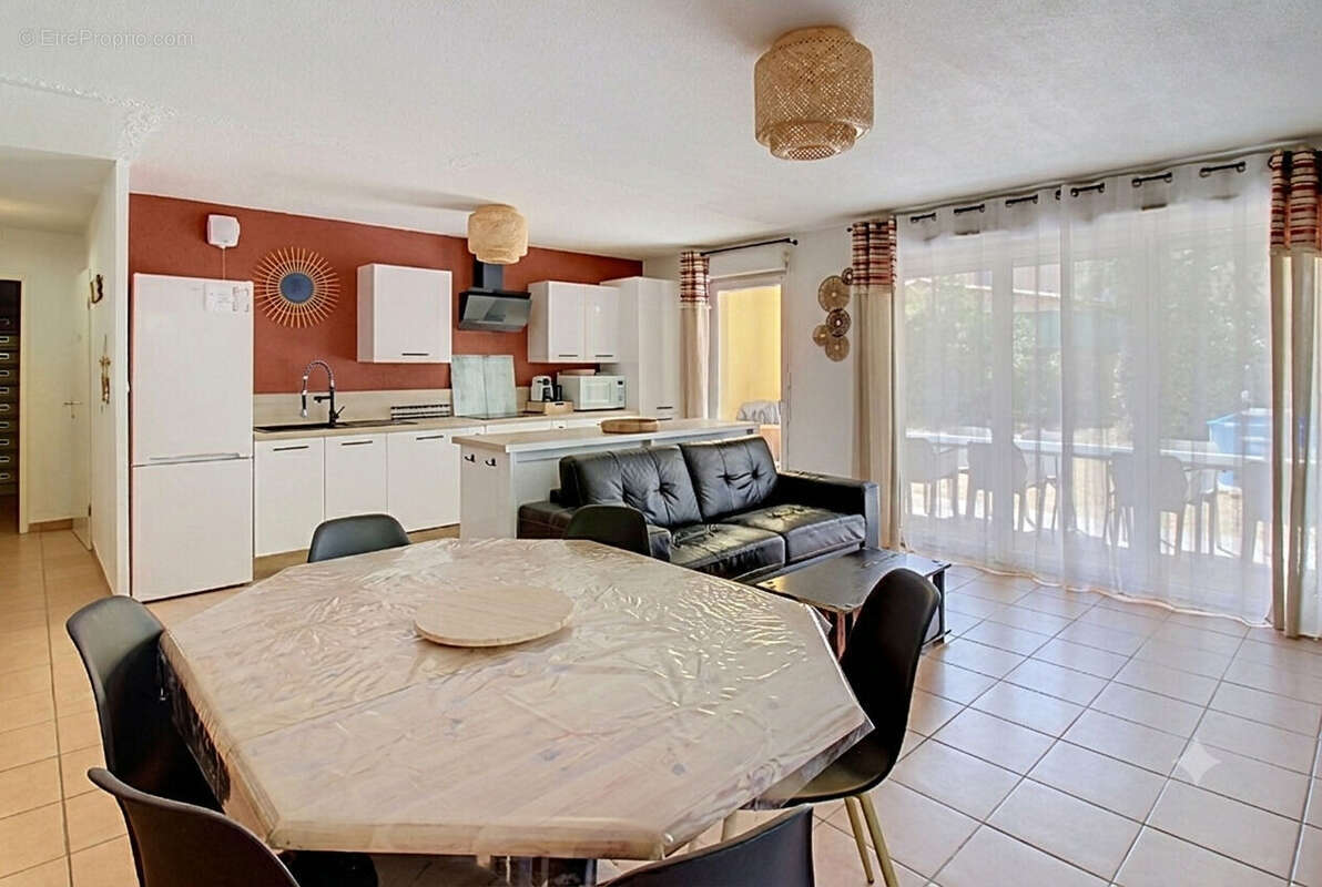 A VENDRE EN EXCLUSIVITE ! Appartement 4 pièces de 84 m² à Draguignan avec JARDIN - photo 7